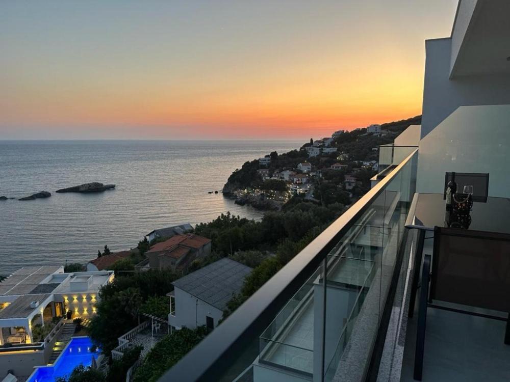Nejra Apartment Ulcinj Luaran gambar