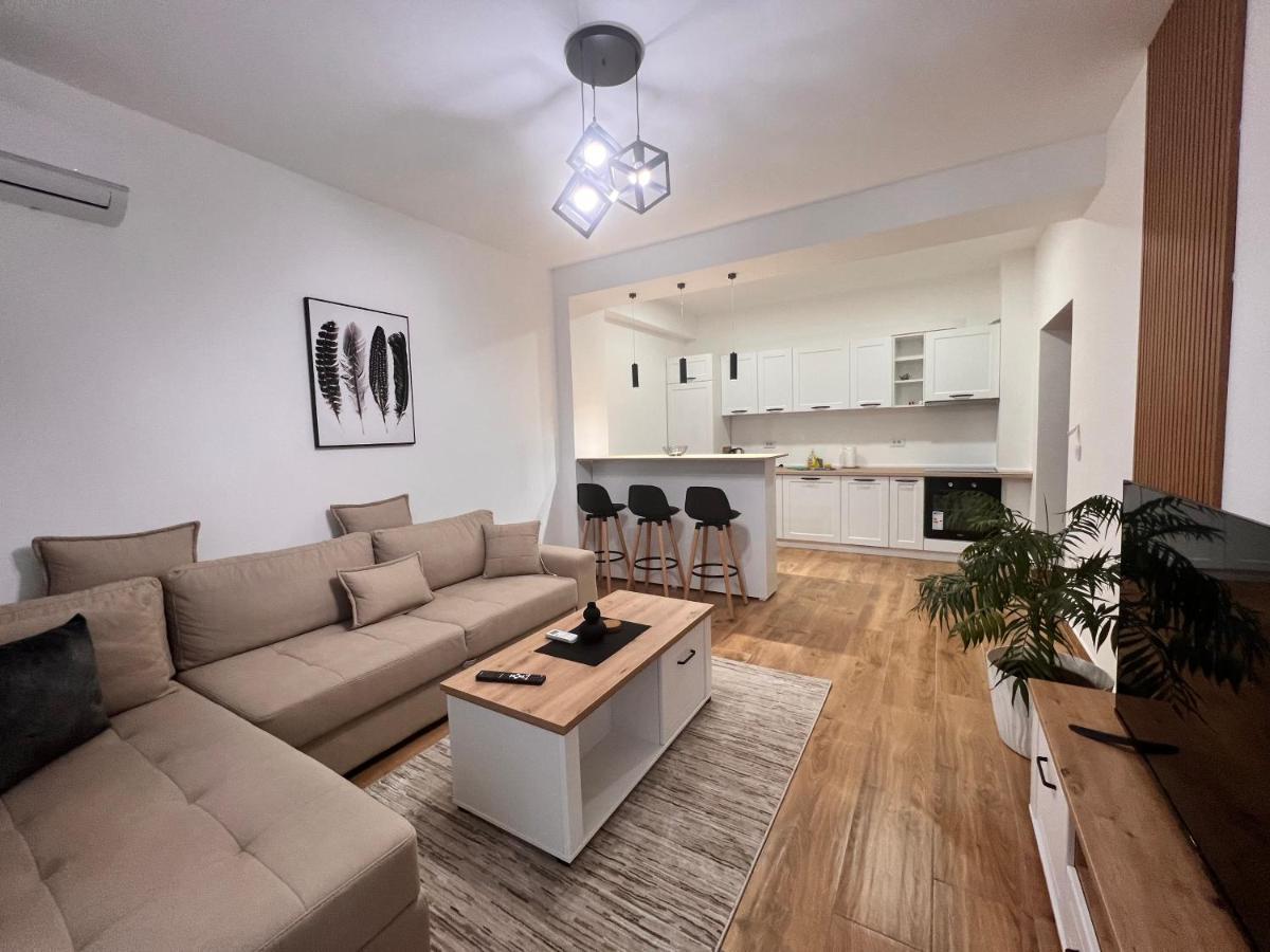 Nejra Apartment Ulcinj Luaran gambar
