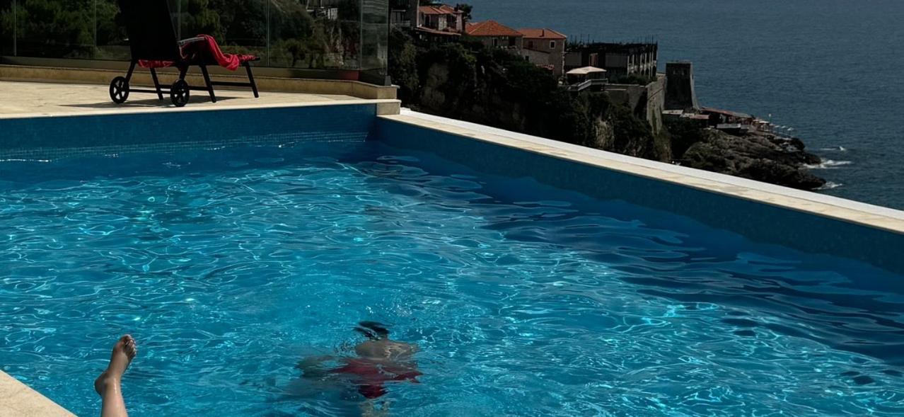 Nejra Apartment Ulcinj Luaran gambar